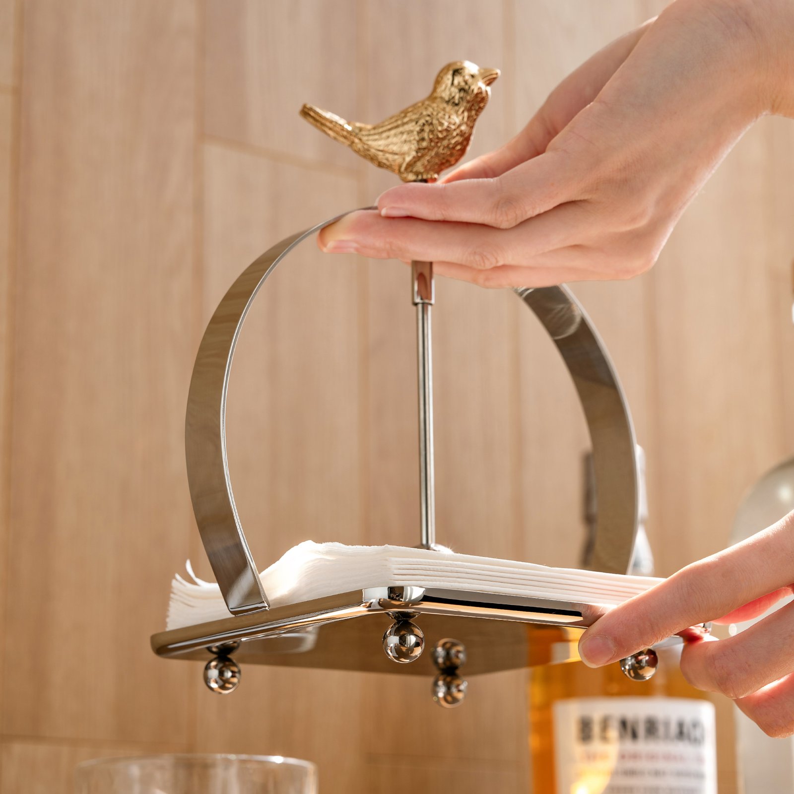 Nordic-style stainless steel creative magpie shaped napkin rack, hotel restaurant commercial simple napkin storage decoration, home decor - Image 3