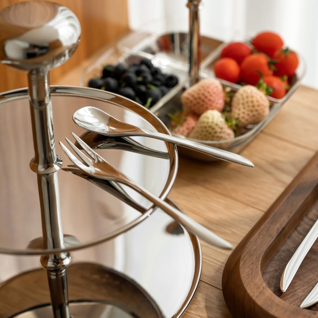 116 3 1 Apexerahomelife Revolutionary Steel Flatware Set Mirror Polished Modernist Cutlery