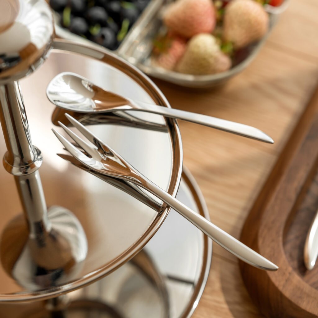 116 4 1 Apexerahomelife Revolutionary Steel Flatware Set Mirror Polished Modernist Cutlery
