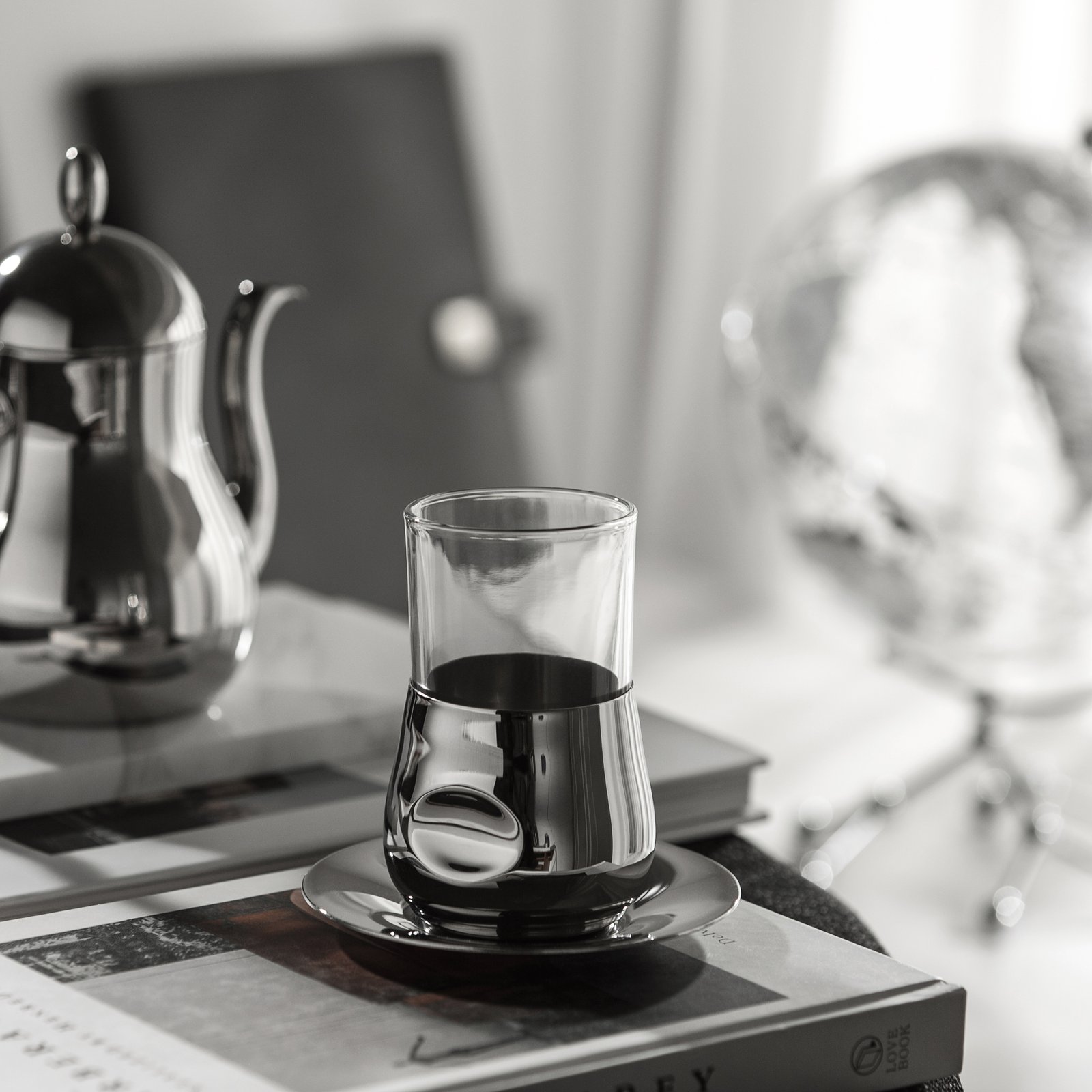 Creative stainless steel water cups, coffee POTS, light luxury household cold water kettles, cold water cups, high-temperature resistant water cups and teapot sets, home decoration ornaments - Image 3