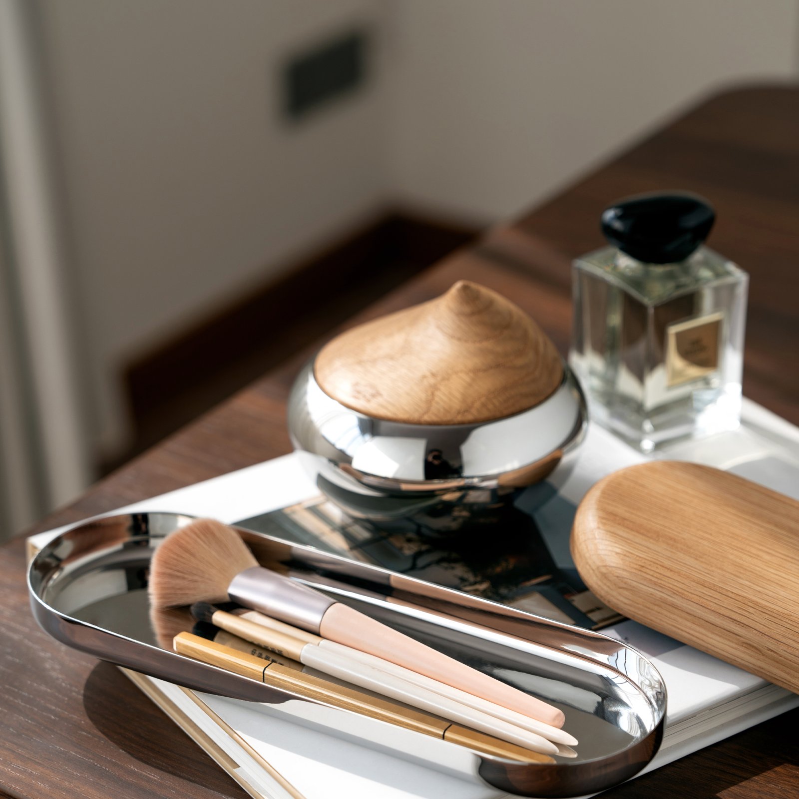 Creative stainless steel desktop storage box, exquisite jewelry box, earrings, necklaces, high-end jewelry box ornaments - Image 2