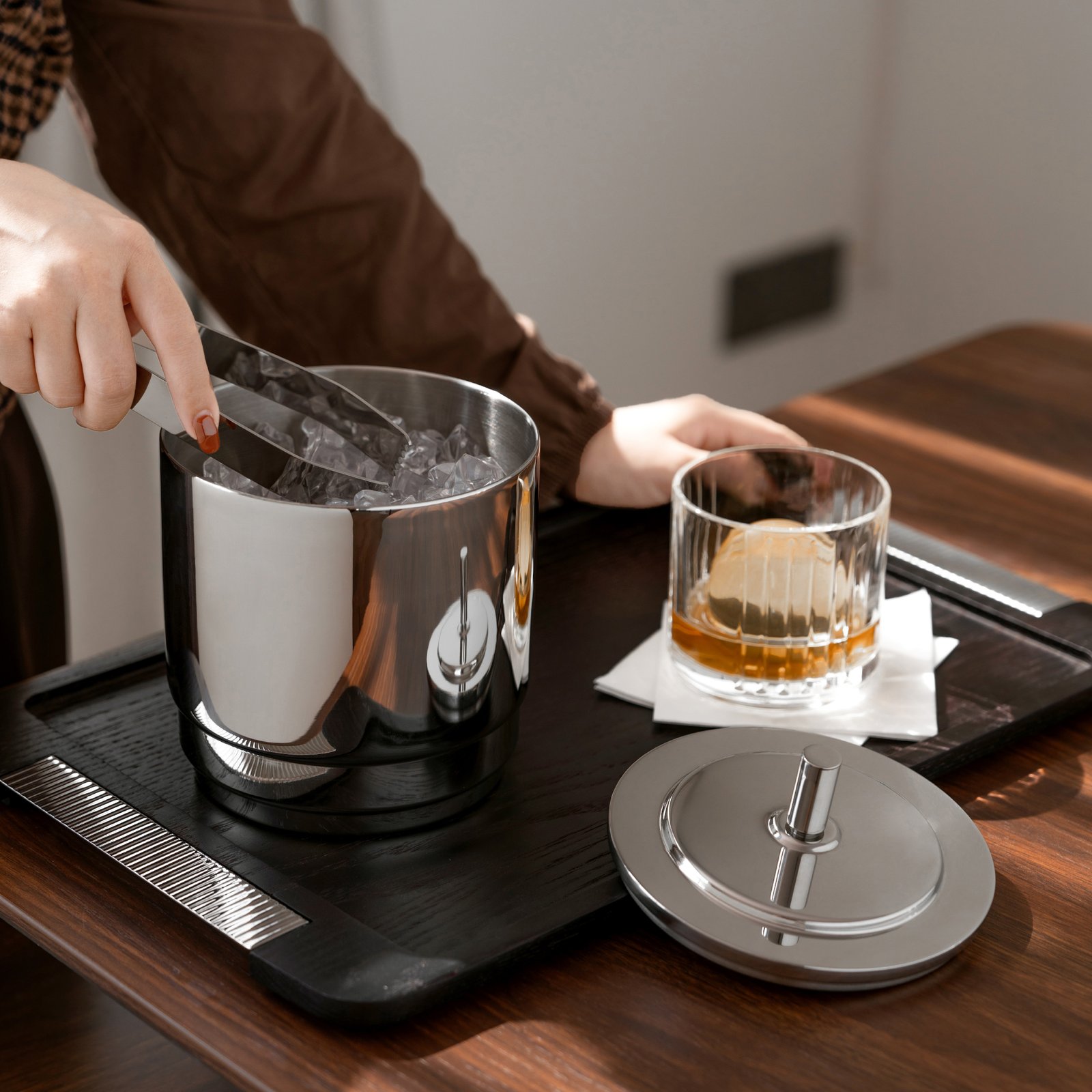 Creative stainless steel Manhattan ice bucket, wine, champagne, beer, red wine, ice bucket, home and commercial light luxury display, gift, home decoration and arrangement - Image 6