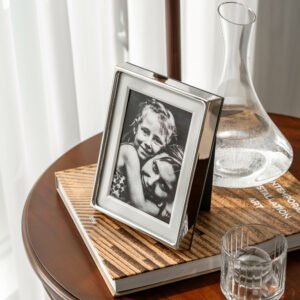 Creative Light Luxury Wind Magnetic Stainless Steel Photo Frame Desktop Bedside Table TV Cabinet Sample Room Decoration Ornament Relocation Gift