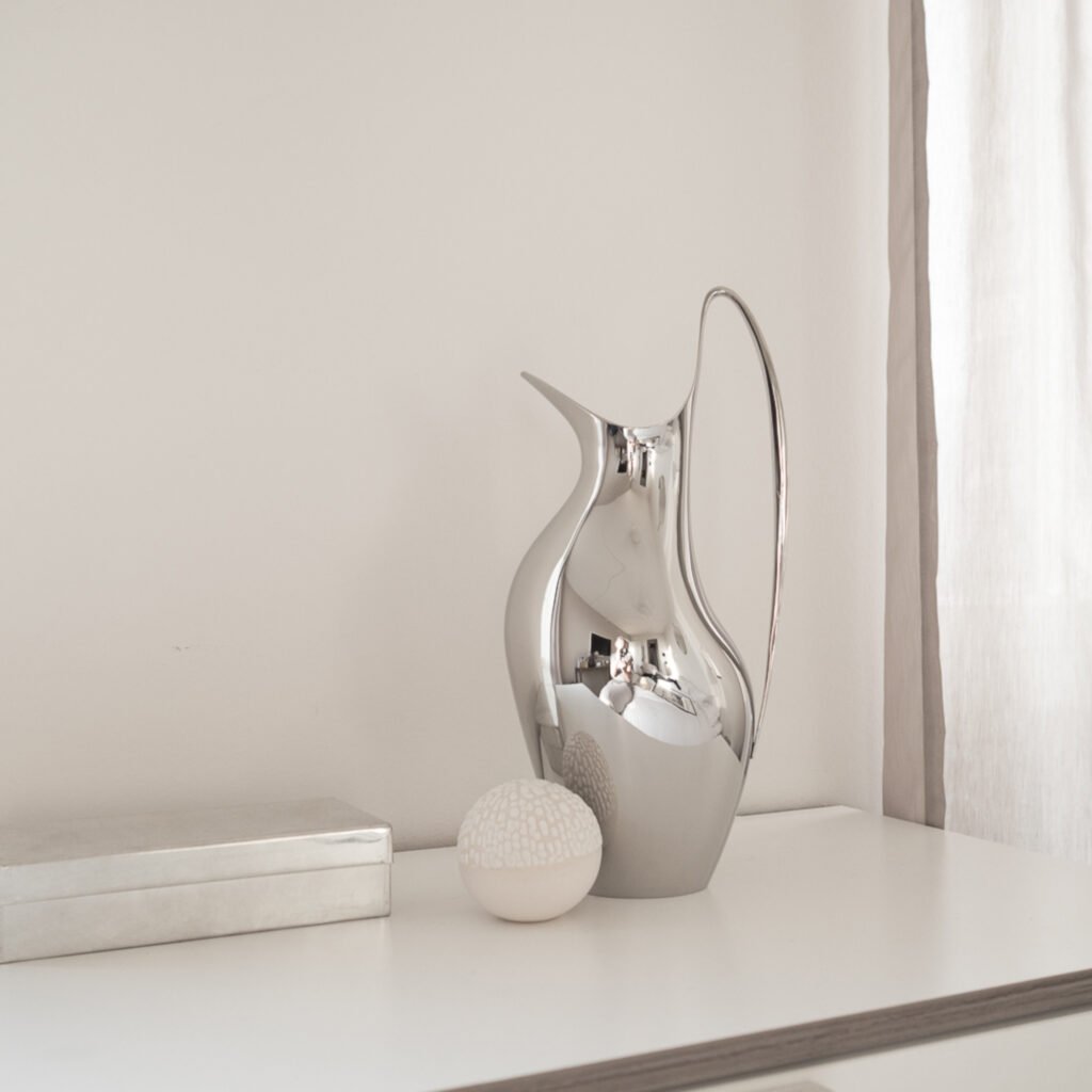 22 8 1 Steel Swan Pitcher for Serene Interiors - Premium Mirror Polished Stainless Steel Avian-Inspired Server by Apexerahomelife.