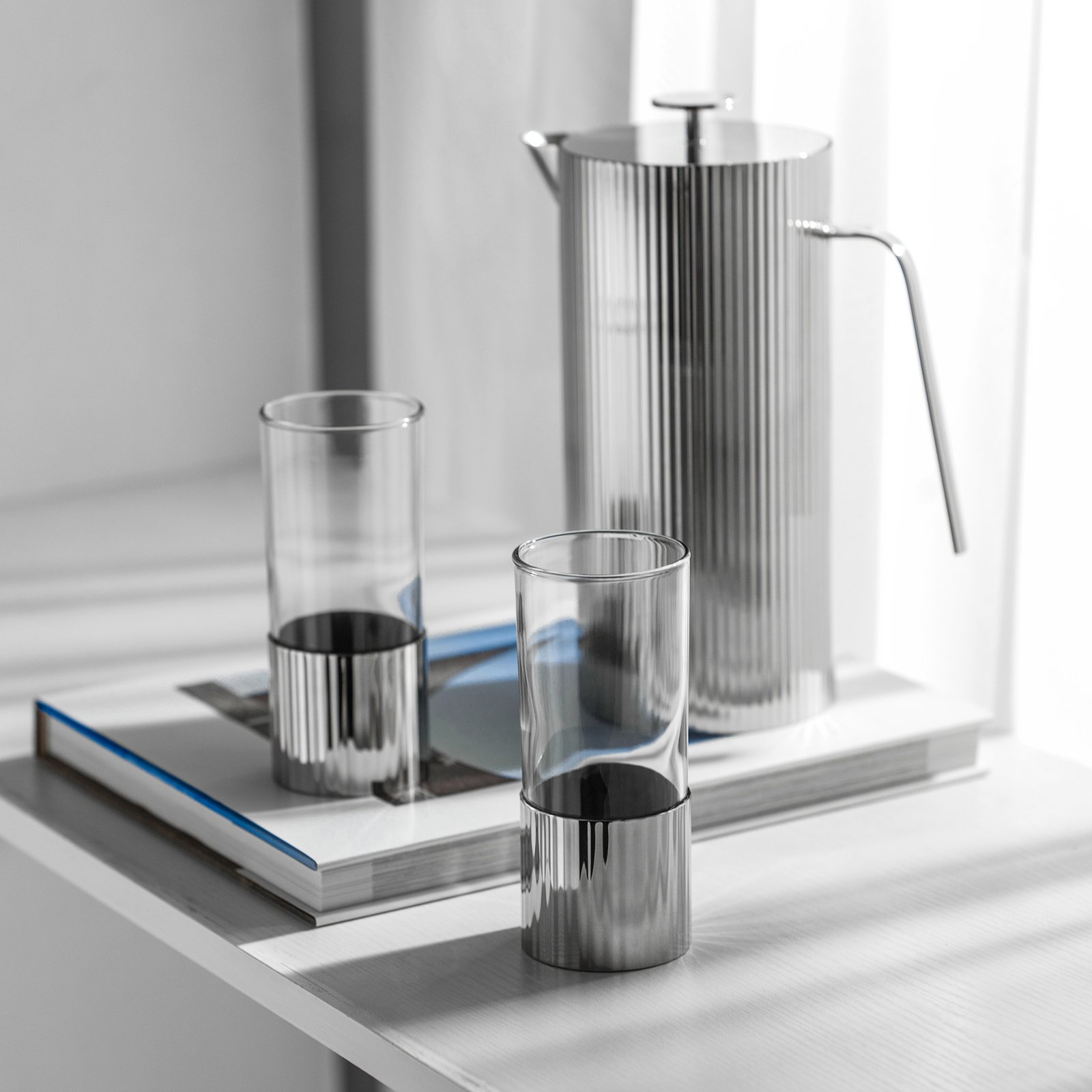 Stainless steel creative striped insulated water bottle, large-capacity cold drink pot, coffee table, coffee pot, wabi-sabi style model room decoration, wabi-sabi style vase, housewarming gift - Image 3