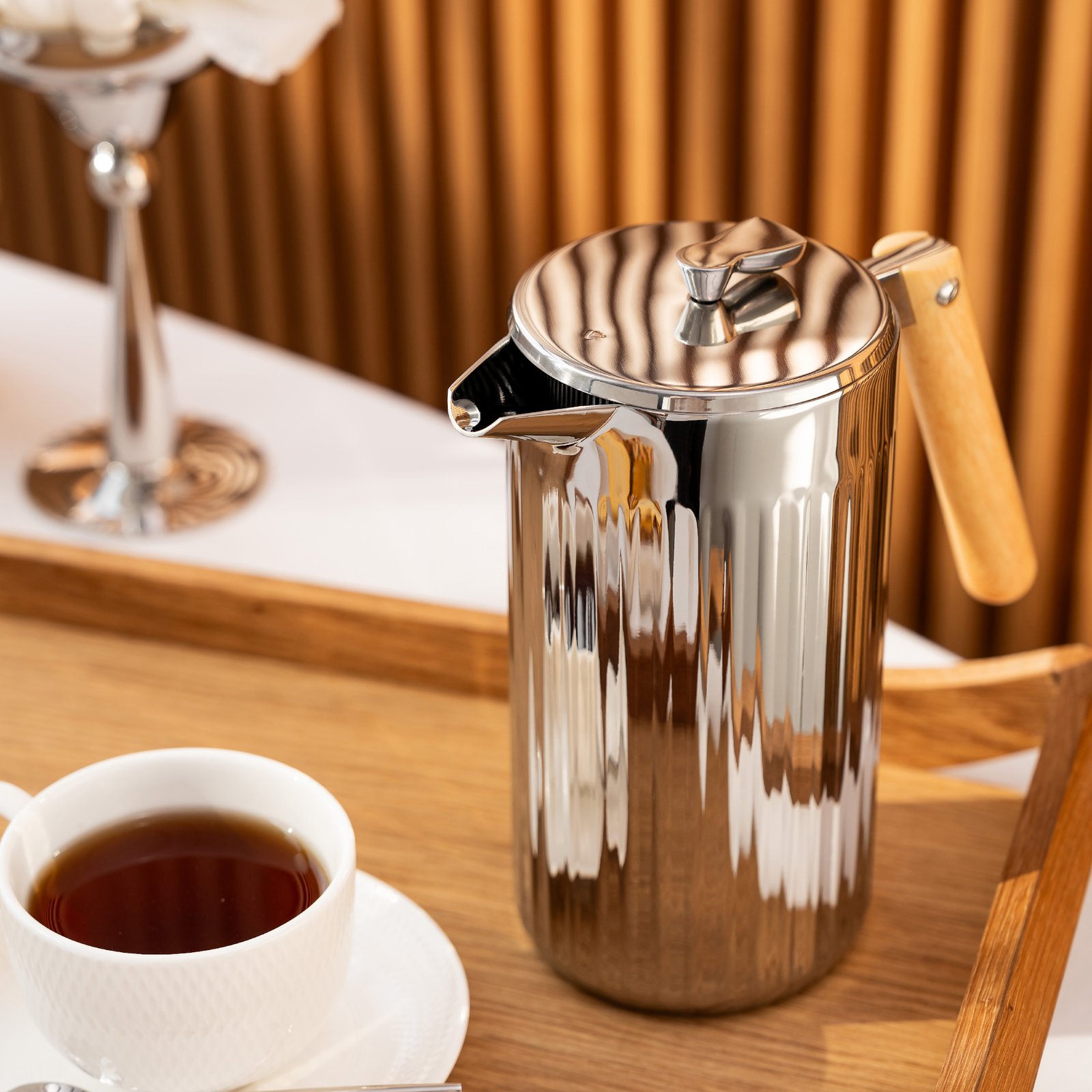 Nordic stainless steel and wood creative French press kettles, French press kettles, cold water kettles, light luxury creative hand-brewed coffee home model room decorative items