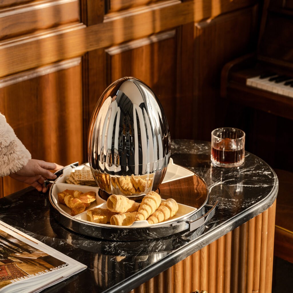 46 2 1 Steel Striped Egg for Luxury Dining - Premium Mirror Polished Stainless Steel Cutlery Caddy by Apexerahomelife.