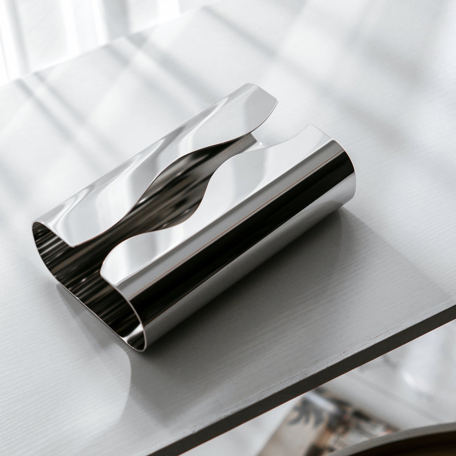 European-style stainless steel creative tissue box, living room coffee table, light luxury face towel storage box, hand drying paper box, tissue box - Image 4