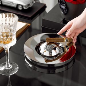 European-style creative stainless steel light luxury ashtray, high-end living room and office cigar tray, cigarette extinguisher, home decoration item