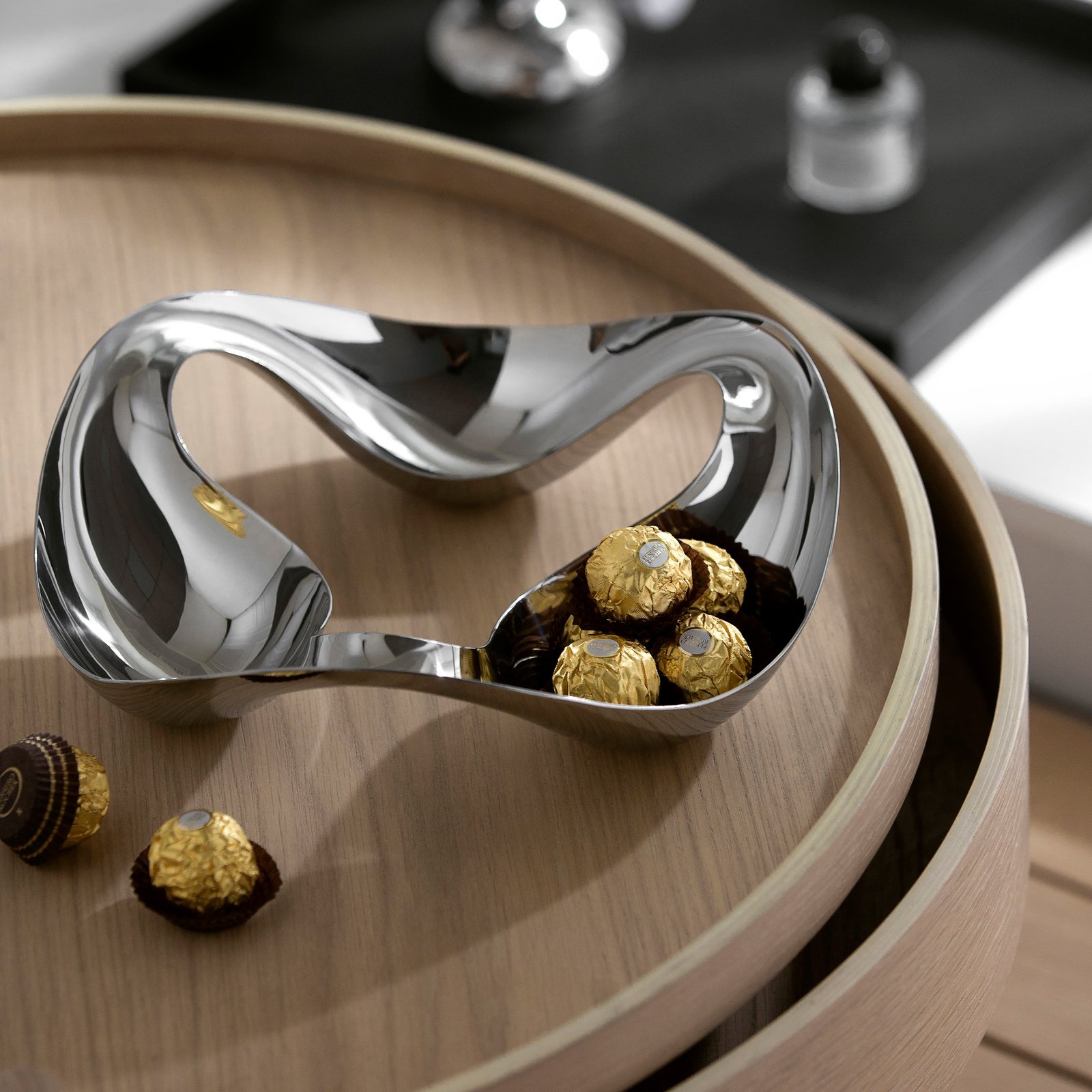 Simple and creative stainless steel irregular-shaped fruit plate, home light luxury European-style dried fruit plate, home living room coffee table, creative fruit basin, candy plate, home decoration ornaments - Image 7