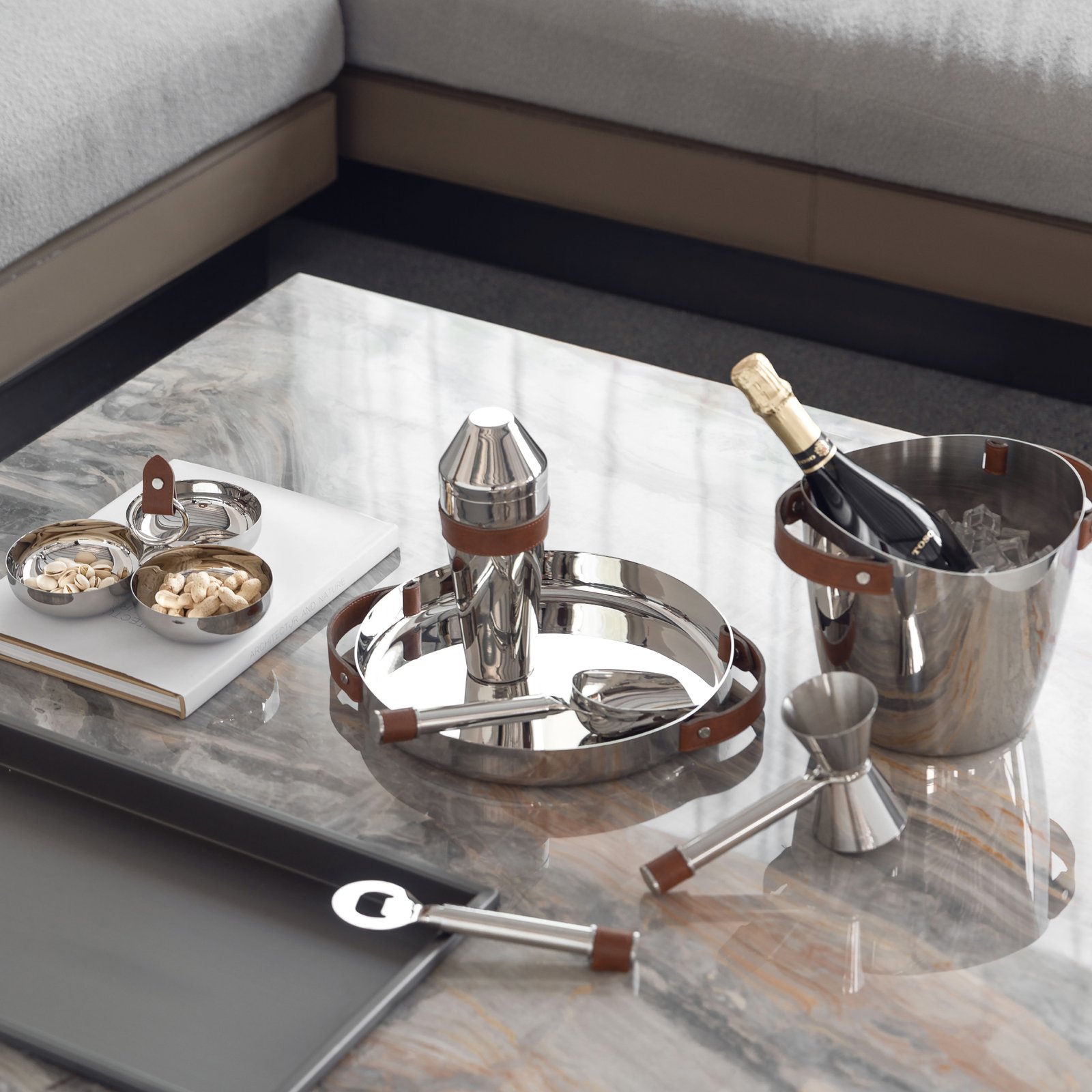 Creative stainless steel cocktail shaker ice bucket set, creative ice bucket snack bowl tray set, tableware, kitchenware, home and commercial, home decoration ornaments