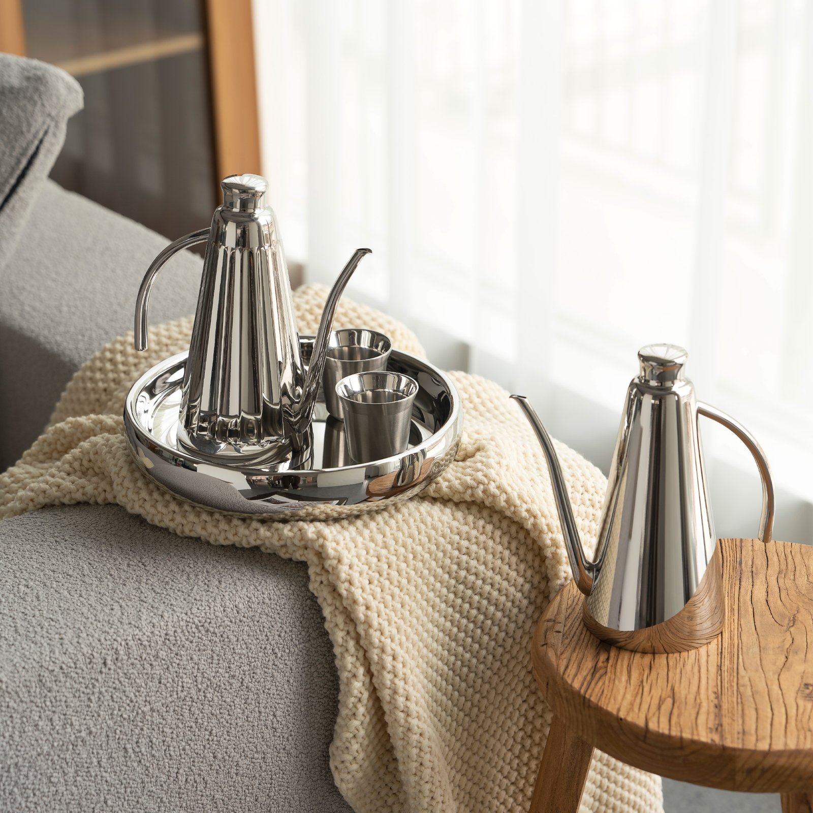 Creative Eife-style stainless steel coffee pot, light luxury tableware, household and commercial cold water kettle, high-temperature resistant water cup and teapot set, home decoration ornaments - Image 4