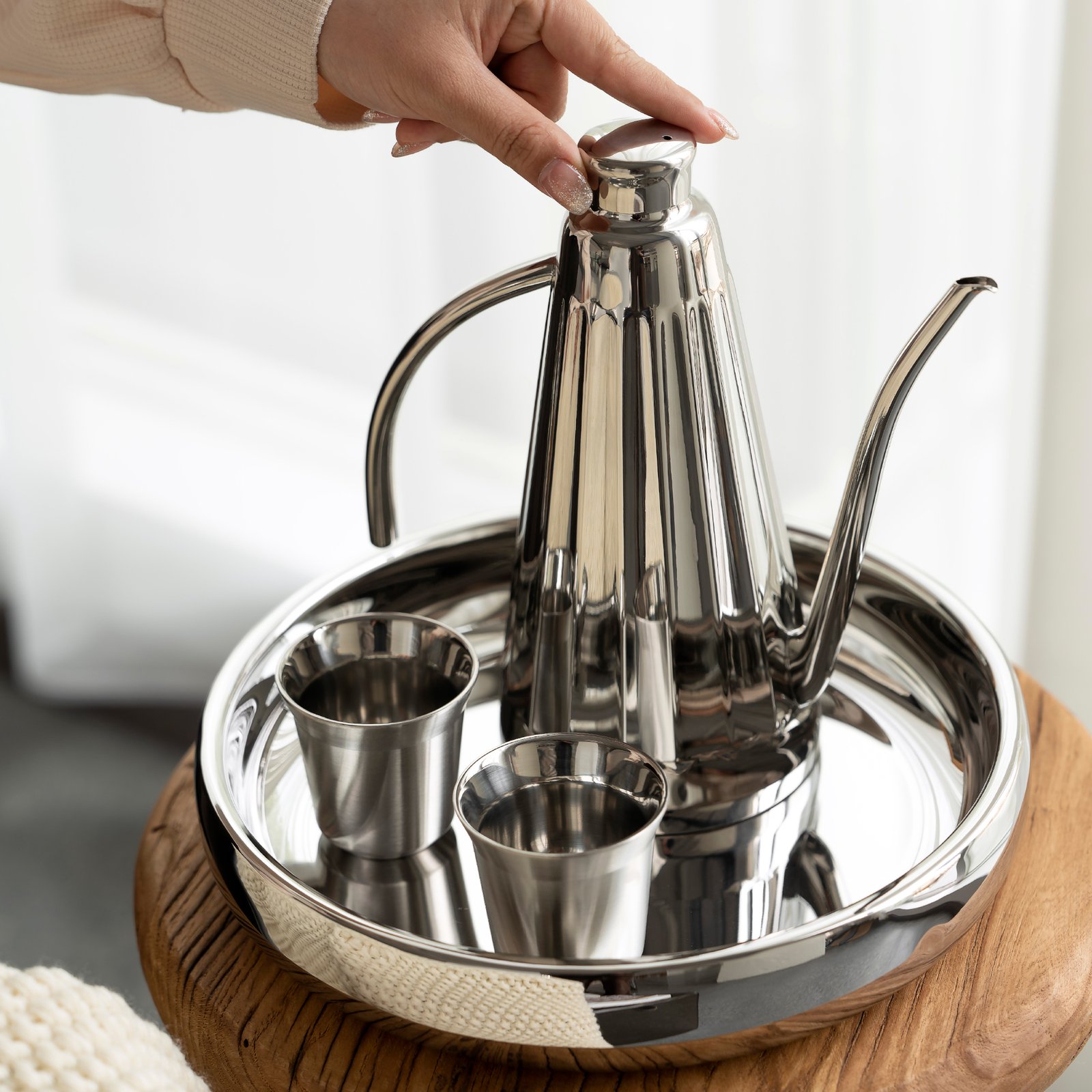 Creative Eife-style stainless steel coffee pot, light luxury tableware, household and commercial cold water kettle, high-temperature resistant water cup and teapot set, home decoration ornaments - Image 6