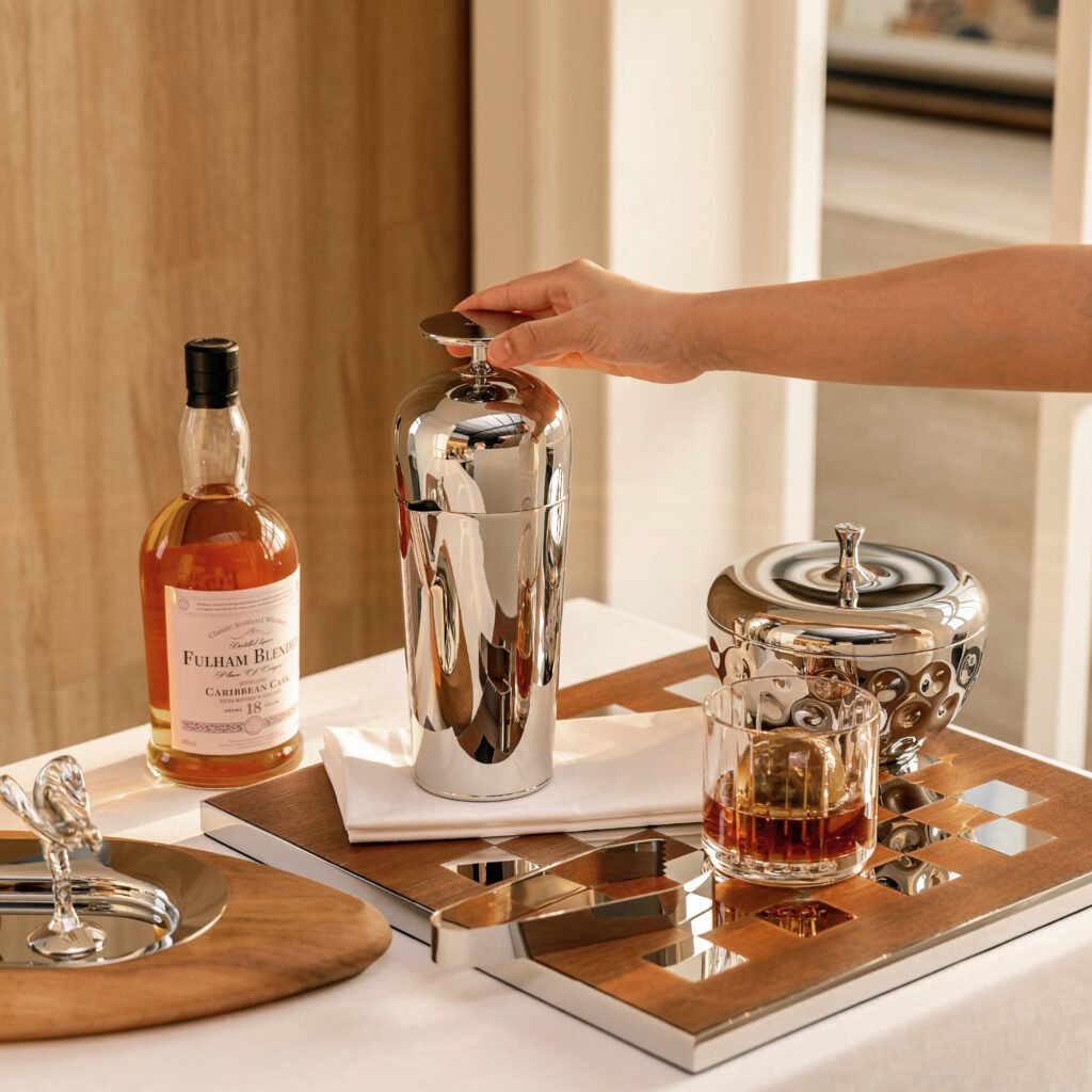 159 1 1 Mirror Stainless Steel Shaker for Home Bar, Professional 22cm Weighted Martini Mixer with T-Handle.