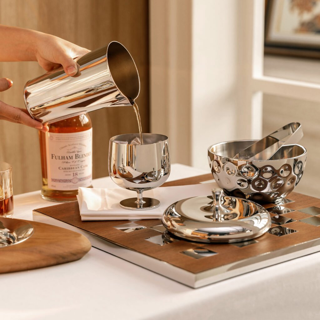 159 3 1 Mirror Stainless Steel Shaker for Home Bar, Professional 22cm Weighted Martini Mixer with T-Handle.