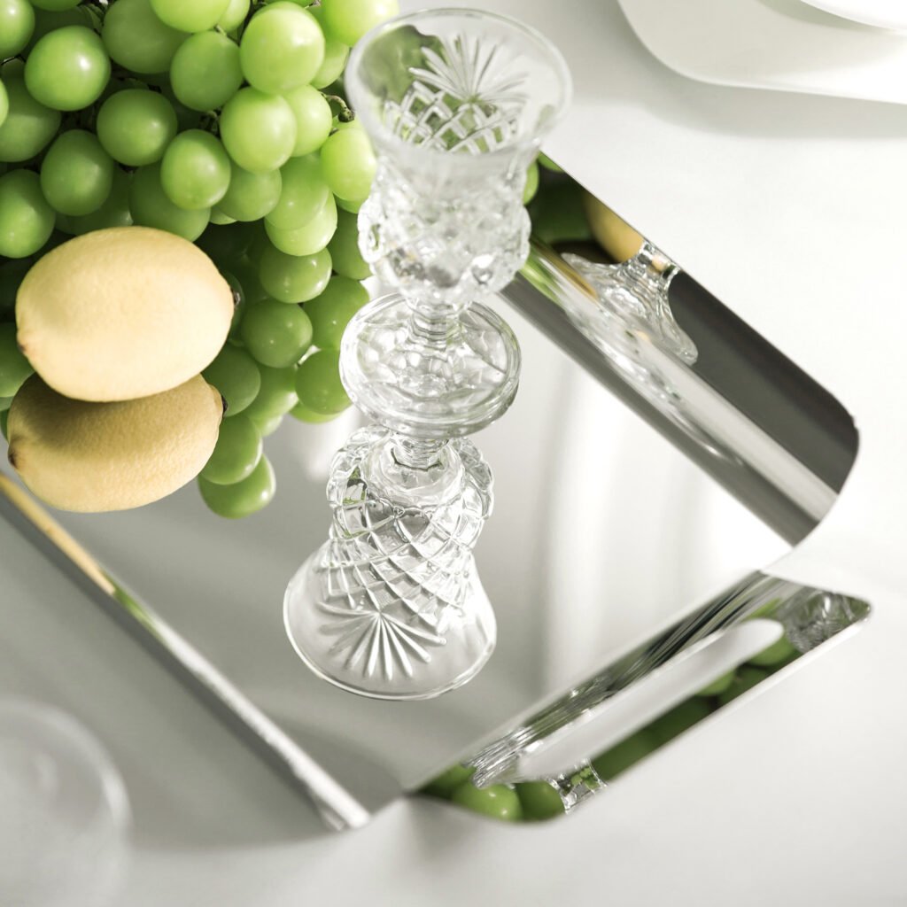 Close-up of the Modernist Rectangular Metalware, highlighting the precision-folded edges and the high-clarity, expansive reflective surface of the tray.