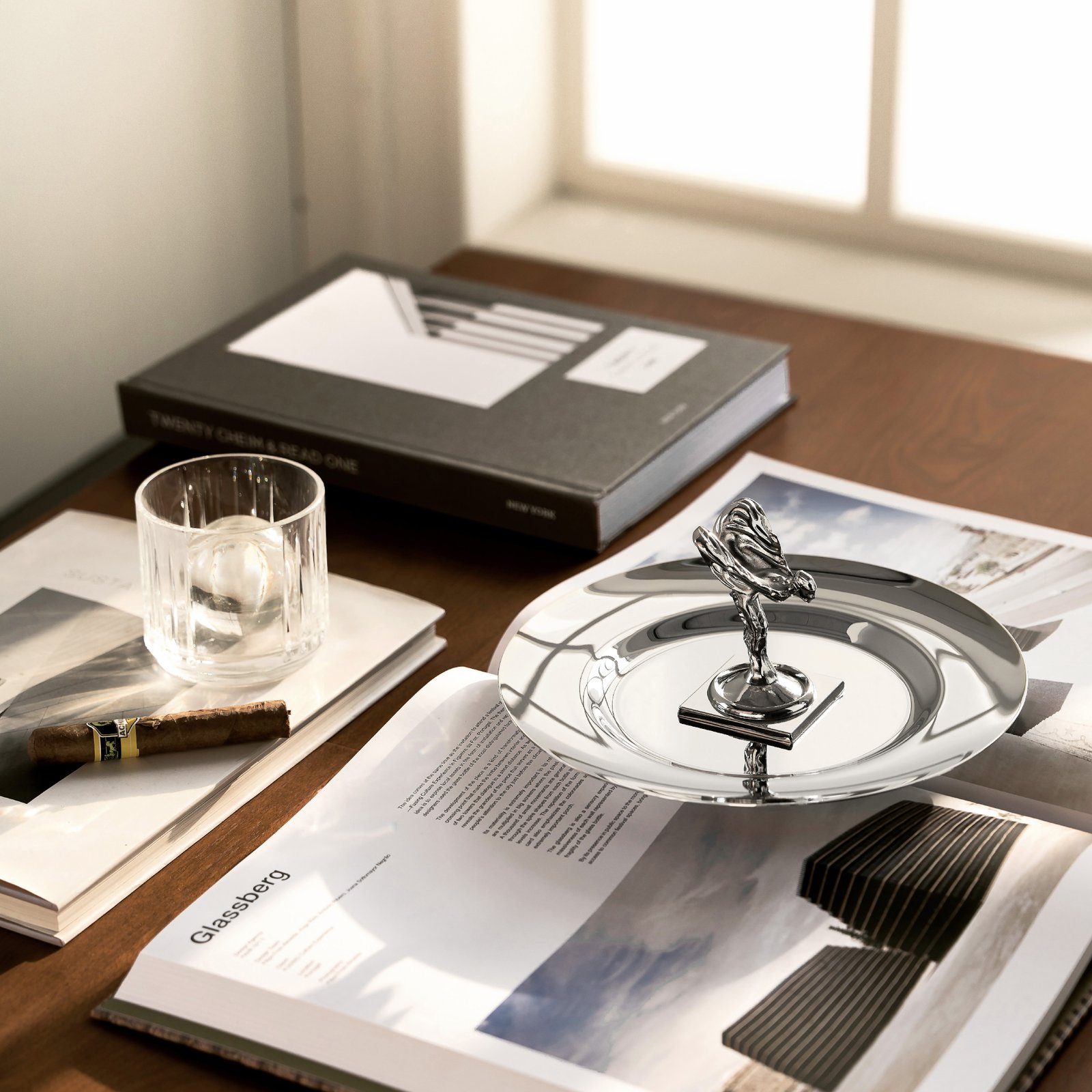 Steel Ultimate Cigar Dish for Rolls-Royce Interiors - Premium Mirror Polished Stainless Steel Smoking Server by Apexerahomelife.